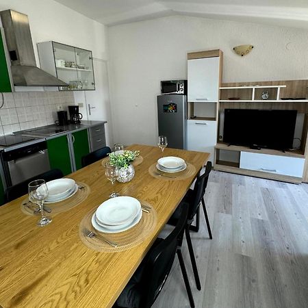 וודניאן Apartment Moris מראה חיצוני תמונה
